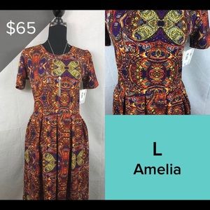 Large LuLaRoe Amelia